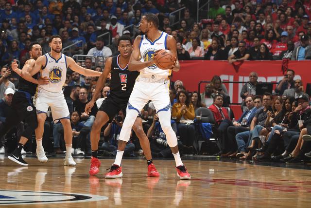 往事不堪回首！哈兰德职业生涯前16场比赛0球0助